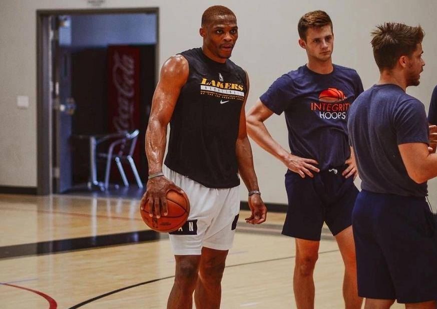 题与摘要 题与摘要