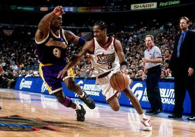 [德甲]三十分钟打卡下班 凯恩替补帽子戏法